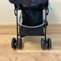 Joieのベビーカーの画像