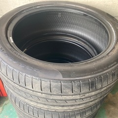 【あげます】ピレリ夏タイヤ235/50R50 4本セットの画像