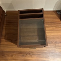 サイドテーブルの画像