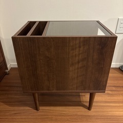 サイドテーブルの画像