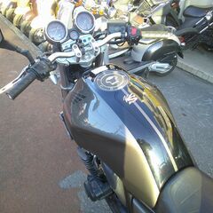 NO.5617　ＣＢ４００ＳＦバージョンＳ　水冷４サイクルＤＯＨＣ１６バルブ４気筒４００ｃｃ　タンデムバー付き　ガンメタリック＆ブラック　☆彡の画像