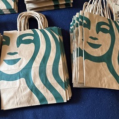 【お買い得‼️】スターバックス ショッパー/紙袋（50点セット）の画像