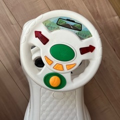 車のおもちゃの画像