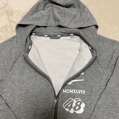 【PUMA】プーマ パーカー グレー 150の画像