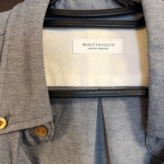 メンズシャツの画像