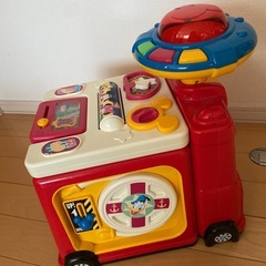 ディズニー　消防車　知育玩具　の画像