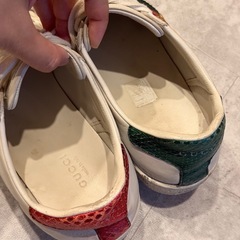 GUCCI ホワイトスニーカー グリーン/レッド　36.5の画像