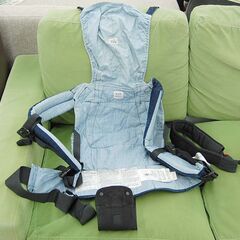 エルゴベビー ベビーキャリア 3ポジション Lee LIMITED EDITION 抱っこ紐 デニム インディゴ Leeコラボ 札幌市 清田区 平岡の画像