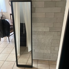 IKEA 
姿ミラーの画像