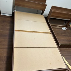 引出し付きベッド2個の画像