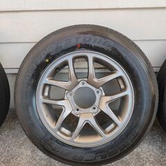ジムニー　 純正タイヤホイール付き　jb64の画像