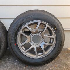 ジムニー　 純正タイヤホイール付き　jb64の画像