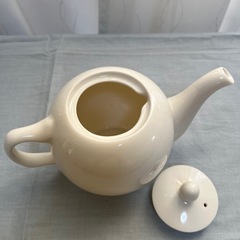 一人用　陶器のティーポットの画像