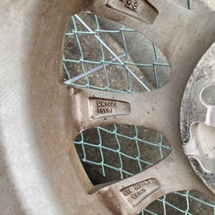 スタッドレスタイヤ4本セットの画像