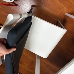 タダで譲ります！ダイニングセットの画像