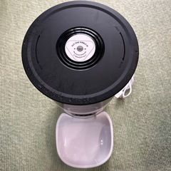 自動餌やり機の画像