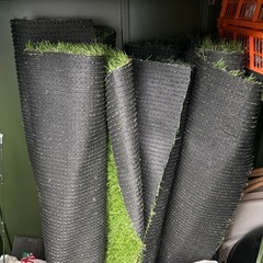 人工芝　残り　約1m✖️6本の画像