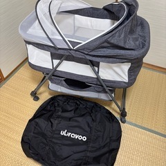 UBRAVOO    ベビーベッド　キャスター付きの画像