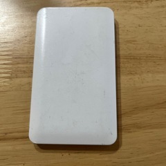 使用品のモバイルバッテリーの画像