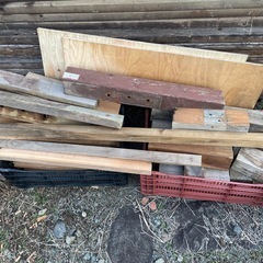 暖炉用廃材あげますの画像
