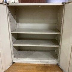  鍵無し 両開き 書庫 メタルキャビネットの画像