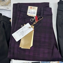 中国から直輸入ズボンの画像