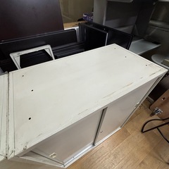  鍵無し スライド式 書庫 メタルキャビネットの画像