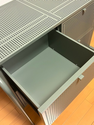 IKEA　NIKKEBY 収納　チェスト　グレーグリーン