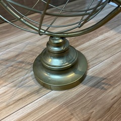 地球儀型インテリアアイテムの画像