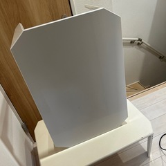 折りたたみテーブル　　　の画像