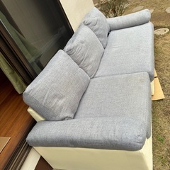 三人掛けソファーの画像