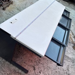 業務用テーブル　パソコンテーブル　長さ　180mm 　長いテーブルの画像