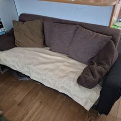 【急募】3人掛けソファーの画像