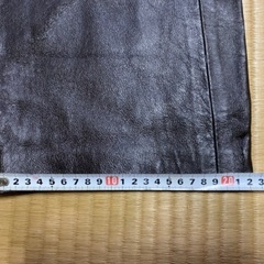 本革ズボン、股下70cm前後の画像