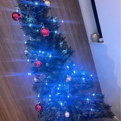 【オーナメント付き】スリムなクリスマスツリー180cmの画像