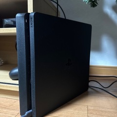 PS4 500GBの画像