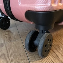 大型スーツケースの画像