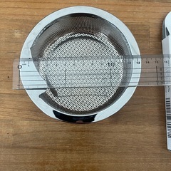 未使用ステンレス水切りかご、排水口カバーの画像