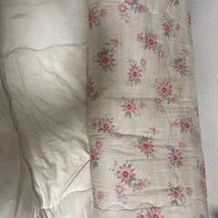 急募‼️‼️訳あり、中古品　布団の画像