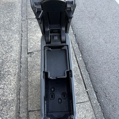 30プリウス センターコンソールの画像