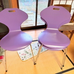 紫色　チェアの画像