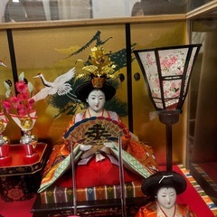 ガラスケース入り雛人形
の画像
