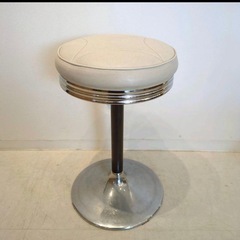 スツール　カウンターチェア　二脚セット価格！　バースツール　白　回転椅子　丸椅子の画像