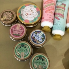 鬼滅の刃　ハンドクリーム６本練り香水5個の画像