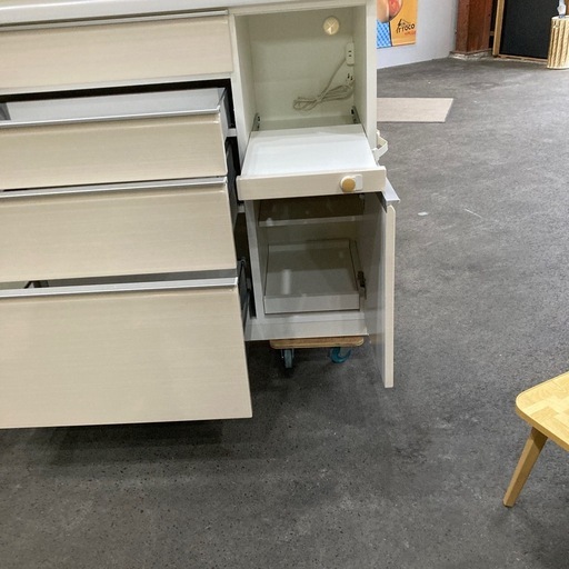 キッチンボード
