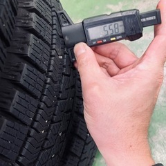 軽自動車に!! スタッドレス4本　155/65R14 ブリザックVRX2の画像