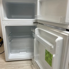 COMFEE冷蔵庫90Lの画像