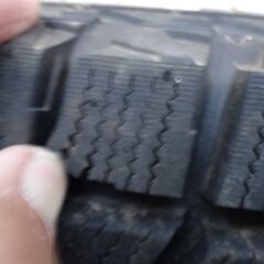 古いけどバリ山　ブリザック　ＤＭ　265/70/15　４本の画像