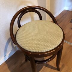 小型丸椅子　【お渡し期間限定　2026/1/7～1/20まで】の画像