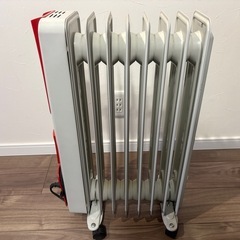 デロンギ オイルヒーター アリエテヒーター A230812T-Rの画像